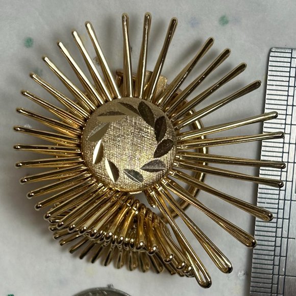 Jewelry - Huge Vintage Atomic Midcentury Modernist Gold Brooch Scarf Clip Holder W Germany